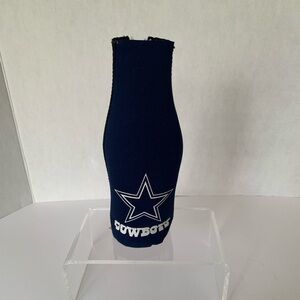 Dallas Cowboys Bottle Koozie Cooler – White & Navy Blue | NFL Drink Holder